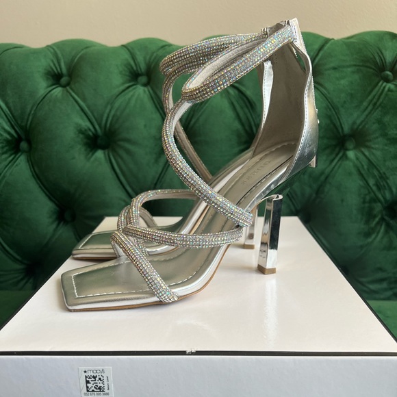 Any occasion shoes - Picture 2 of 3